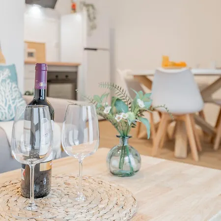 Mediterraneum Apto E Апартаменты